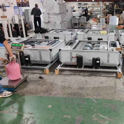 1-5HP super mince plafond suspendu refroidi à l'eau Unité de traitement de l'air DX Purification de l'air CVC pour l'industrie